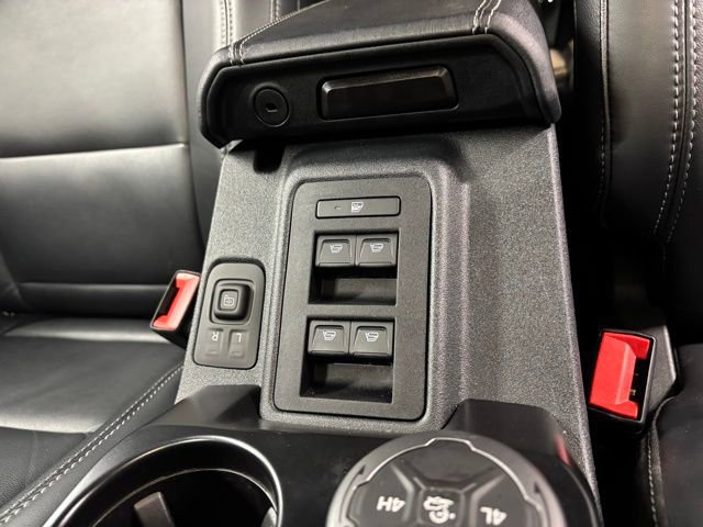 Certified 2025 Ford Bronco Outer Banks w/ Black Appearance Package image 12