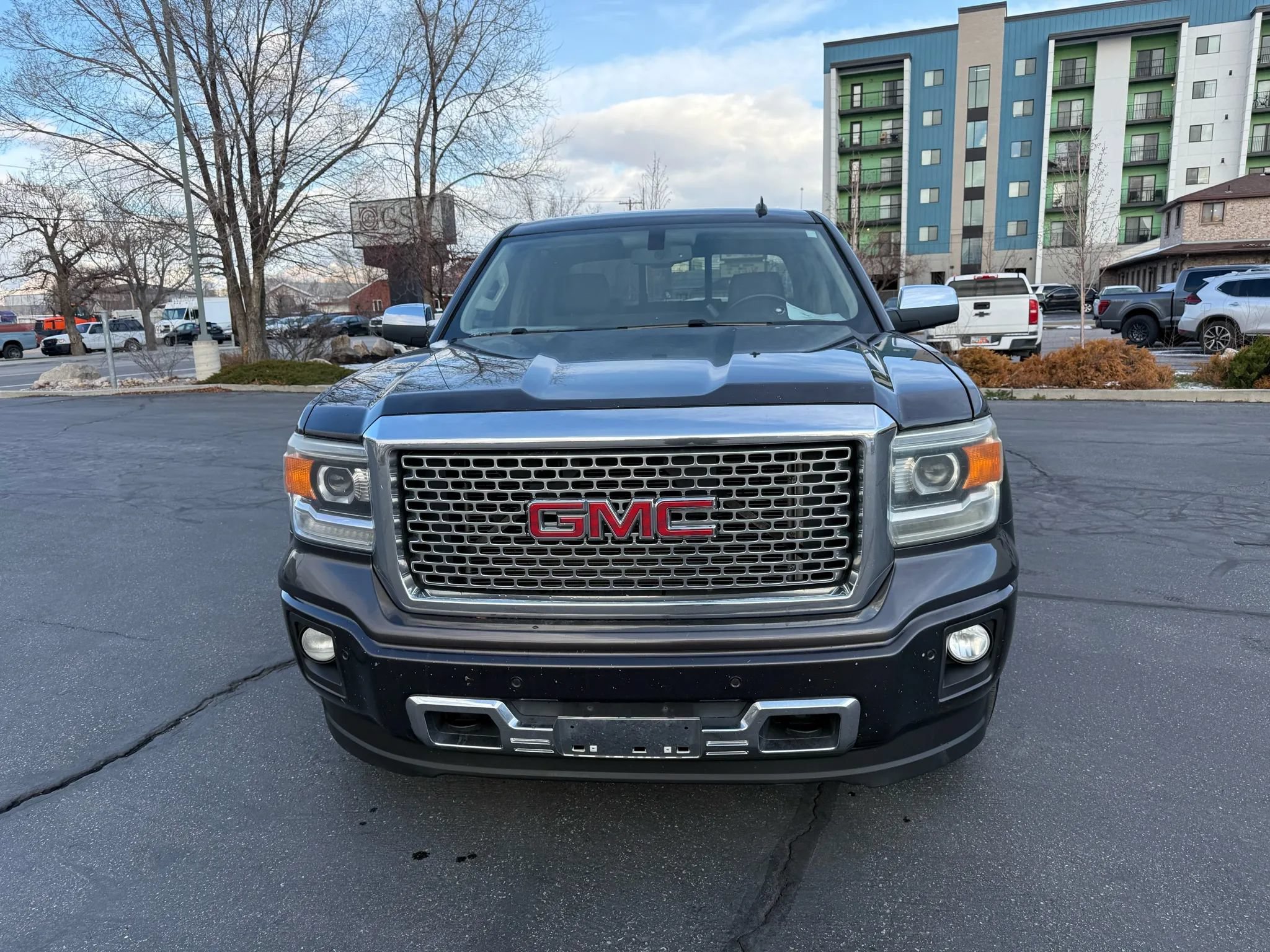 Used 2014 GMC Sierra 1500 Denali w/ Suspension Package, Off-Road AWD/4WD image 2