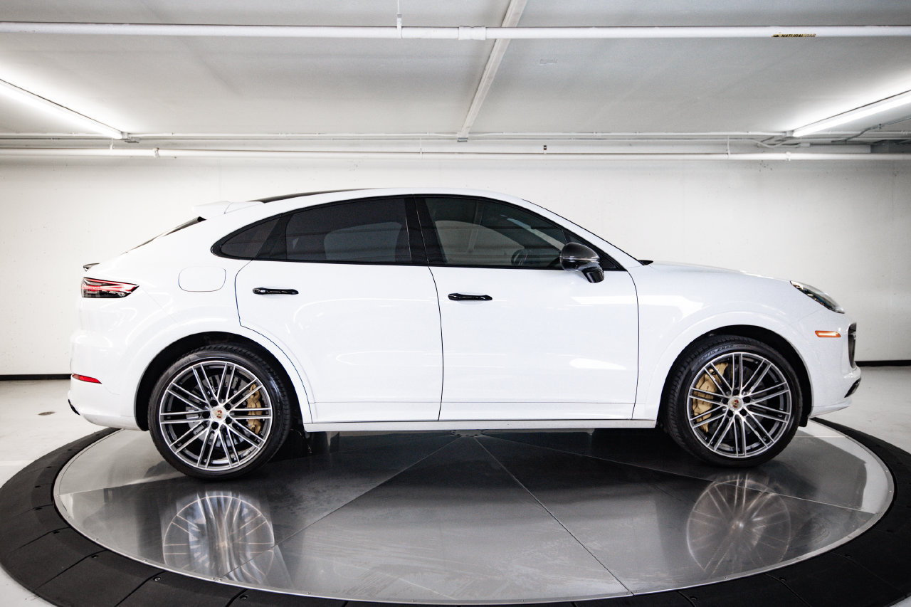 Used 2020 Porsche Cayenne Turbo AWD/4WD image 8