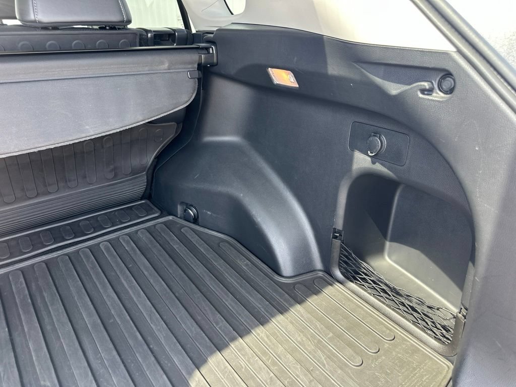 Used 2021 Toyota RAV4 Limited w/ Limited Grade Weather Package AWD/4WD image 25