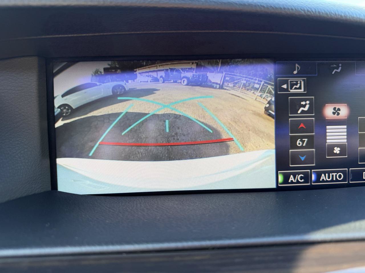 Used 2015 Lexus LS 460 AWD image 29