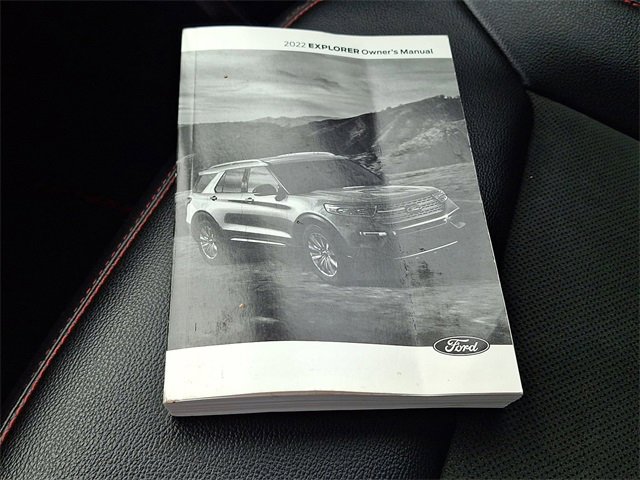 Used 2022 Ford Explorer ST-Line w/ Class IV Trailer Tow Package image 28
