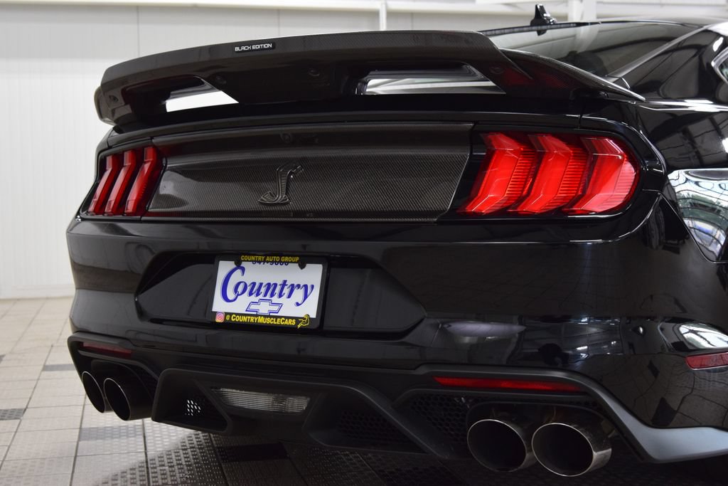 Used 2021 Ford Mustang Shelby GT500 w/ Technology Package RWD image 23