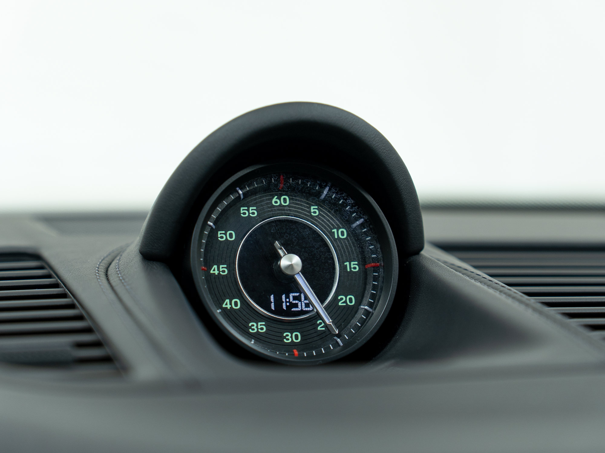Certified 2024 Porsche 911 Carrera S RWD image 27