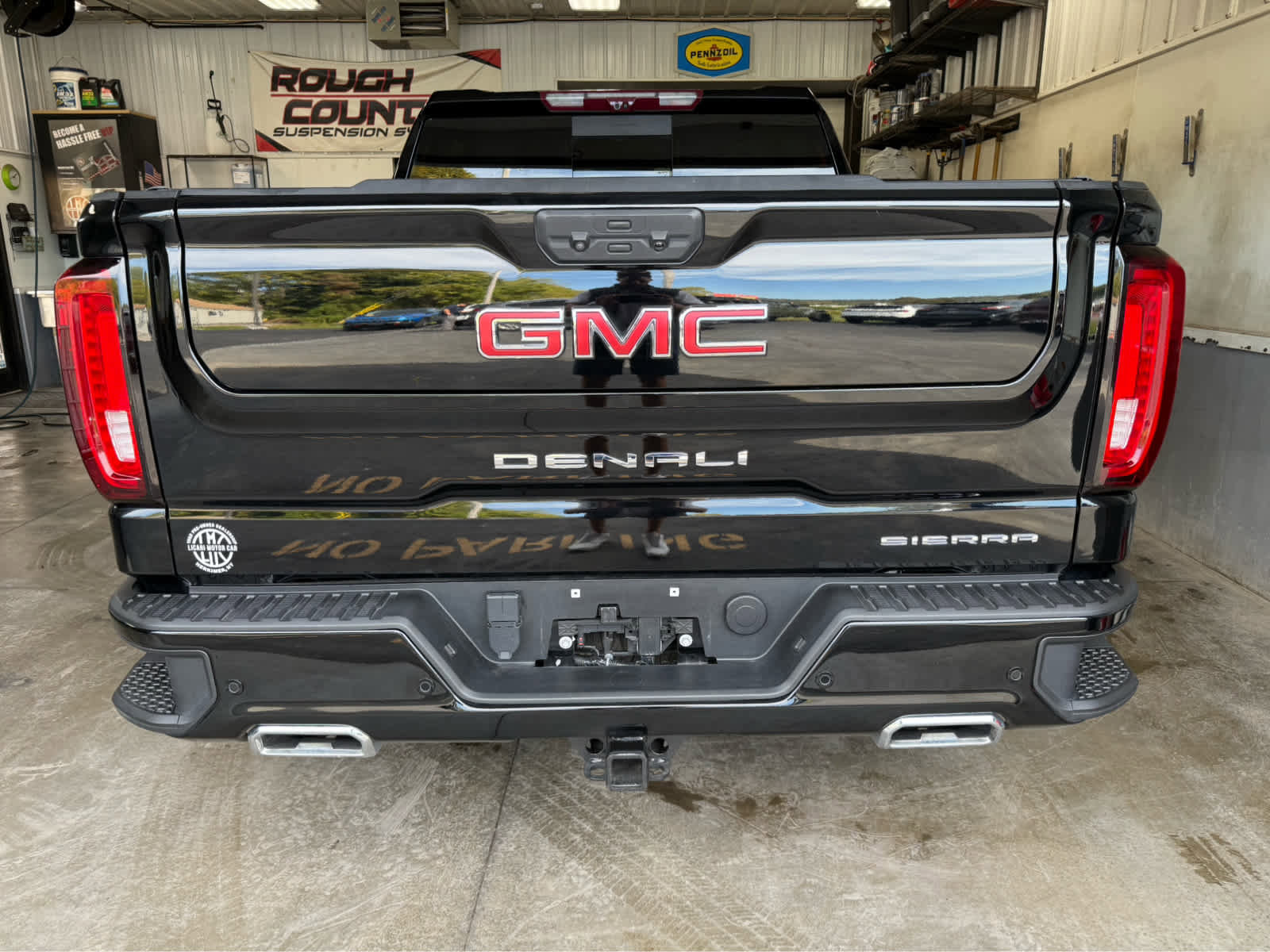 Used 2023 GMC Sierra 1500 Denali image 6