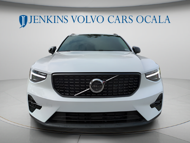 New 2026 Volvo XC40 B5 Plus w/ Protection Package Premier AWD/4WD image 9