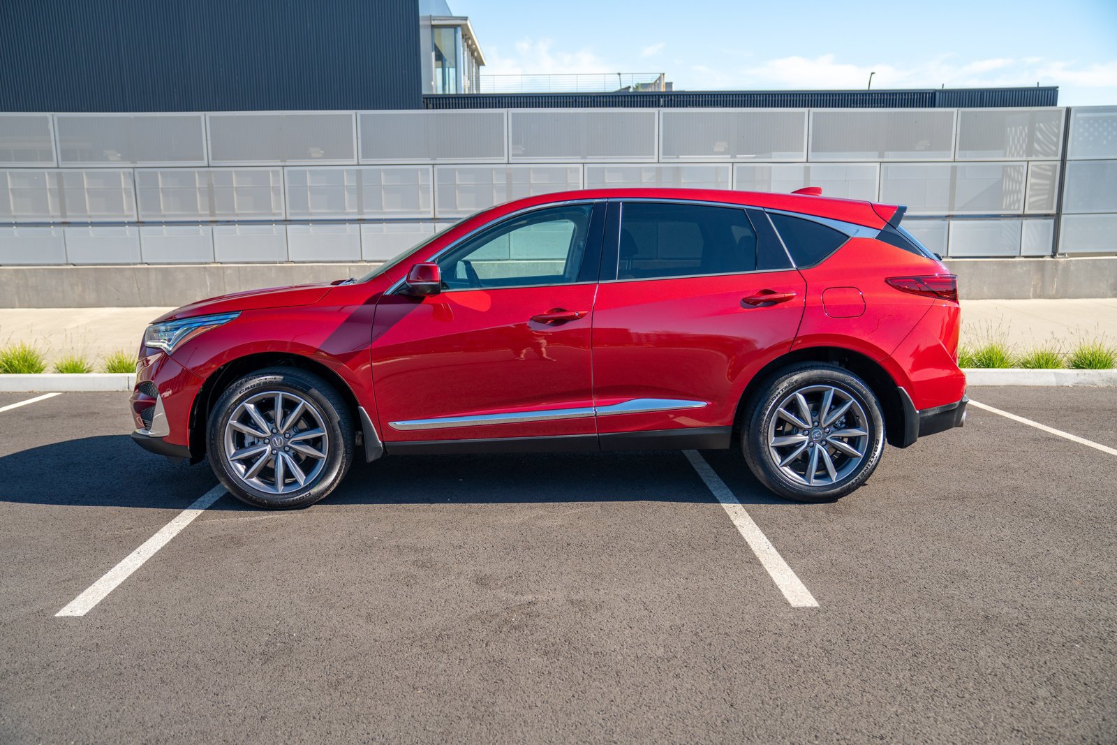 Used 2021 Acura RDX AWD w/ Technology Package image 2