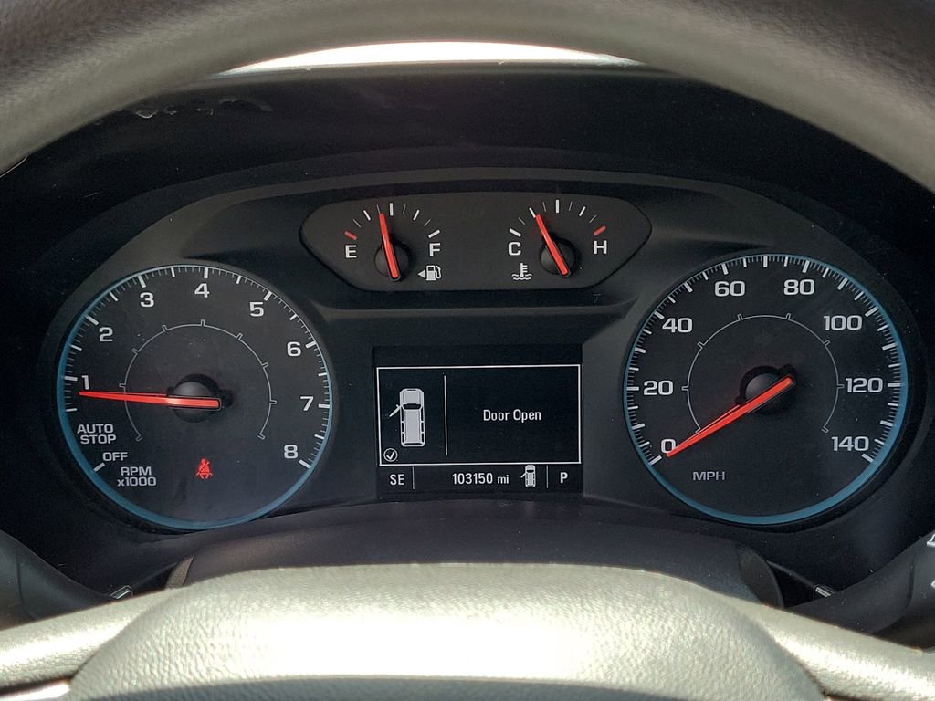 Used 2020 Chevrolet Equinox LS image 28