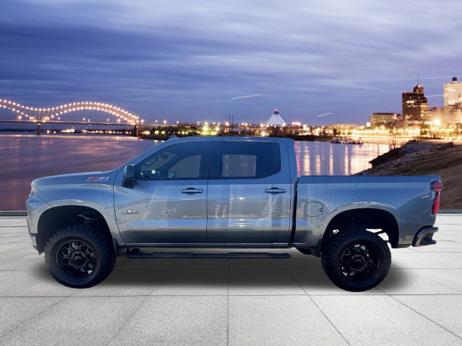 Used 2022 Chevrolet Silverado 1500 RST AWD/4WD image 2