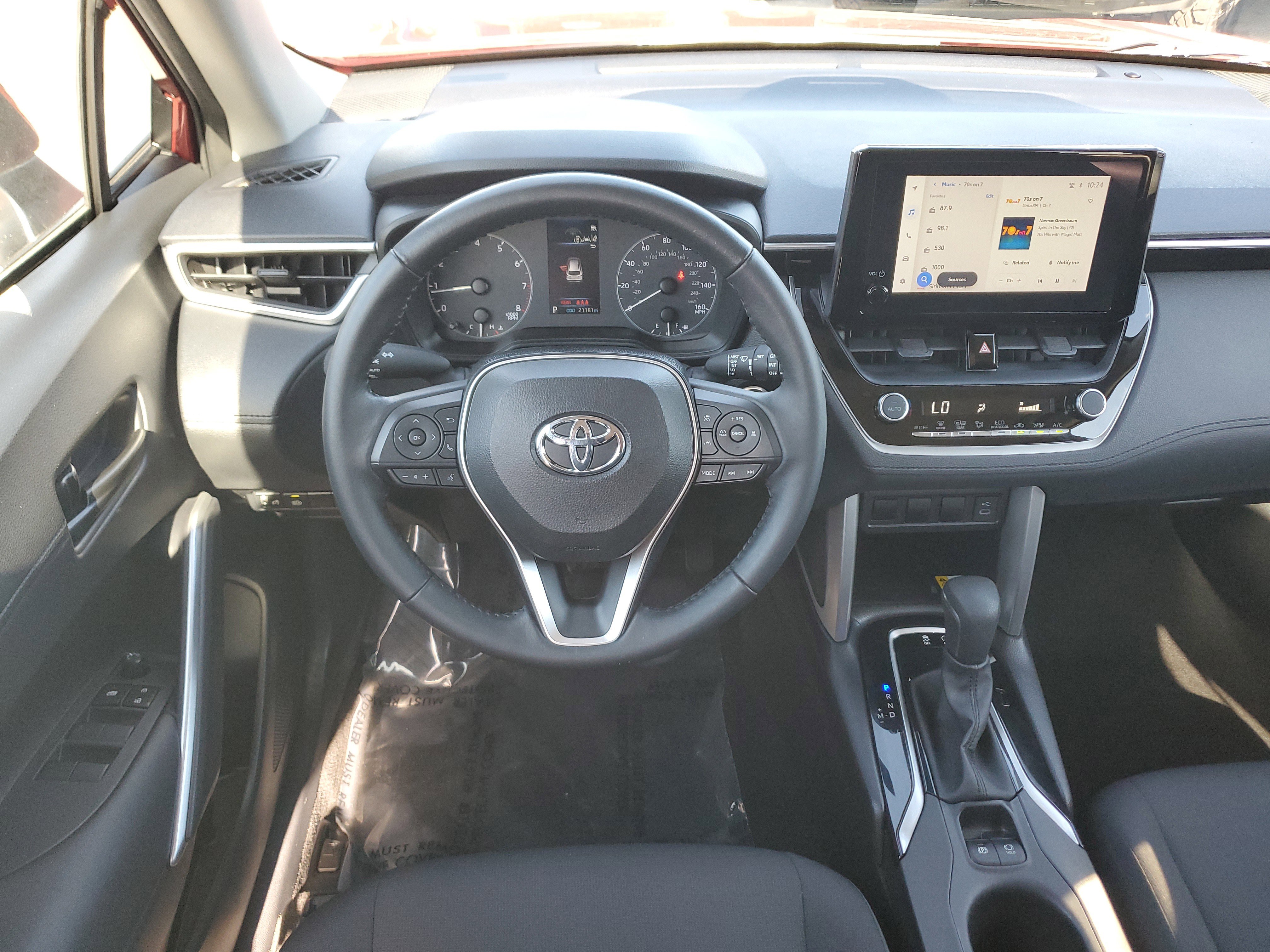Used 2023 Toyota Corolla Cross LE image 18