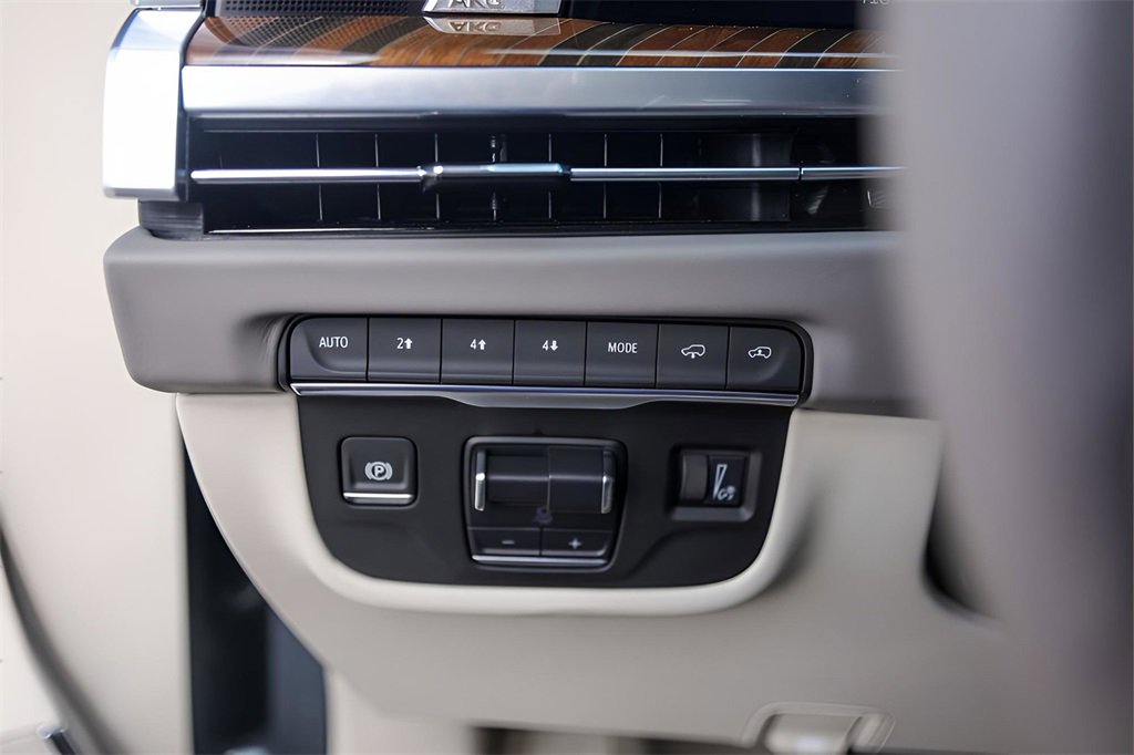 Certified 2025 Cadillac Escalade Sport Platinum image 15