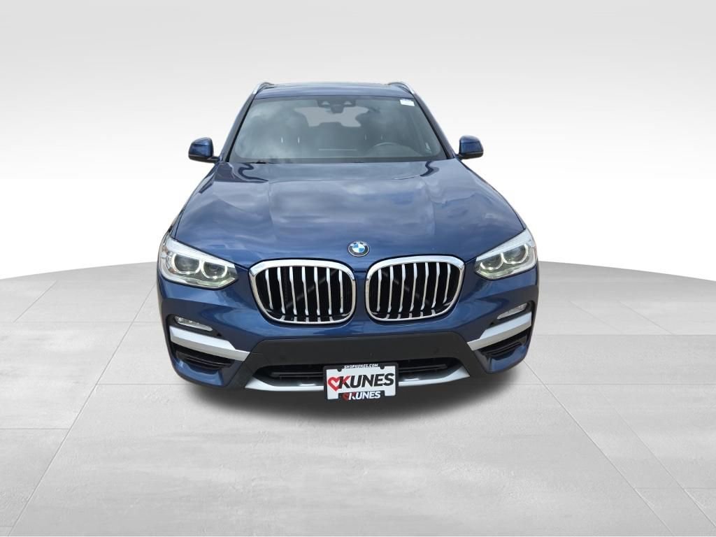 Used 2018 BMW X3 xDrive30i AWD/4WD image 3