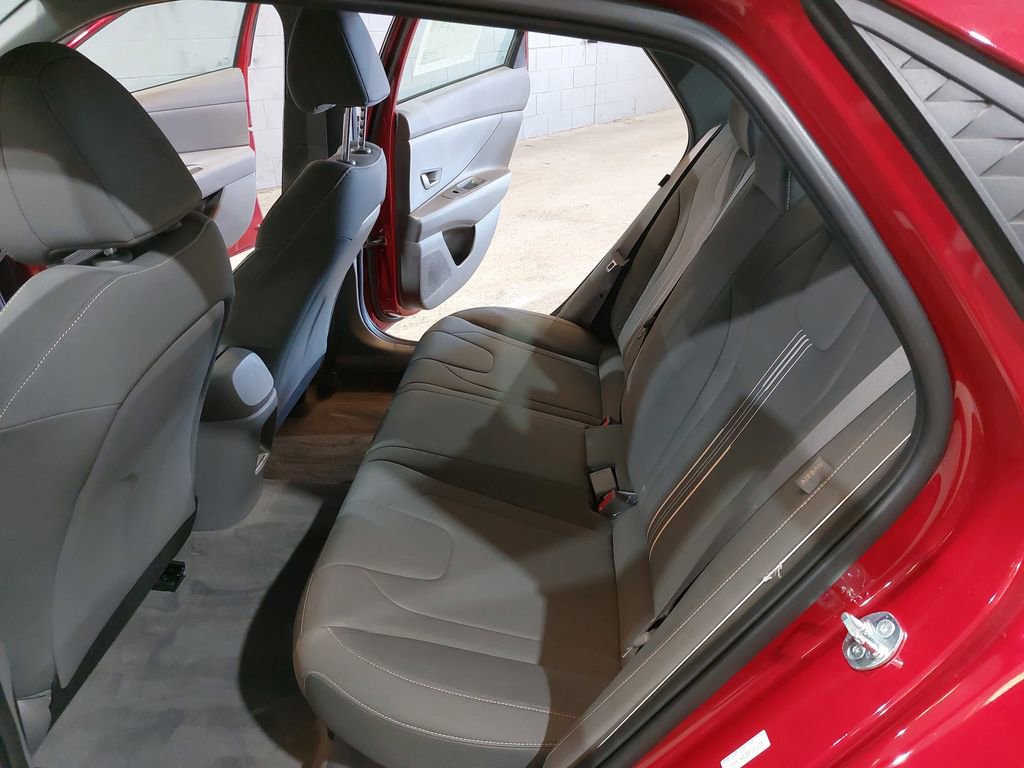 Certified 2025 Hyundai Elantra Blue image 15