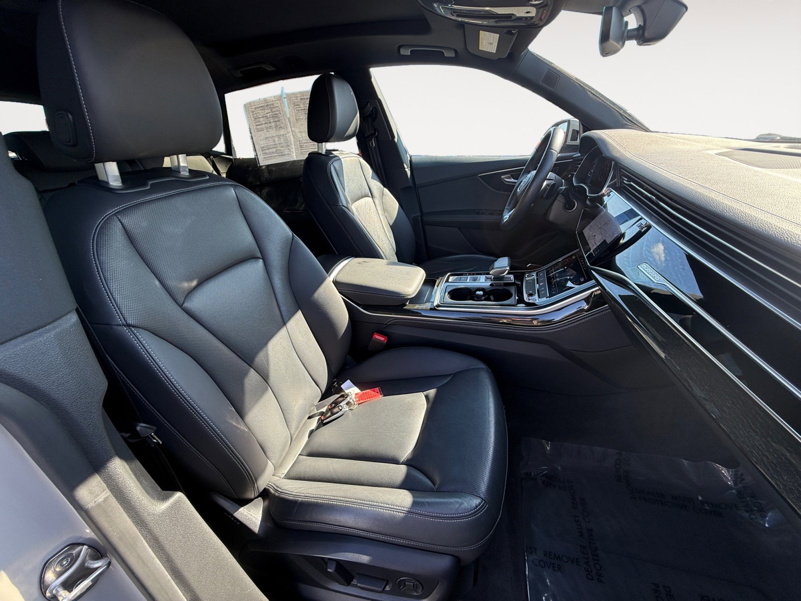 Used 2023 Audi Q8 Premium Plus w/ Premium Plus Package image 19