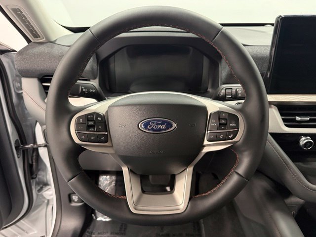 New 2026 Ford Explorer Active w/ Active Comfort Package AWD/4WD image 13