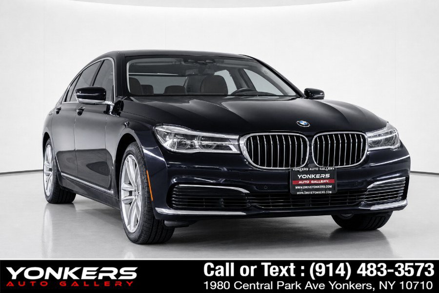 Used 2019 BMW 750i xDrive w/ Executive Package AWD/4WD image 5