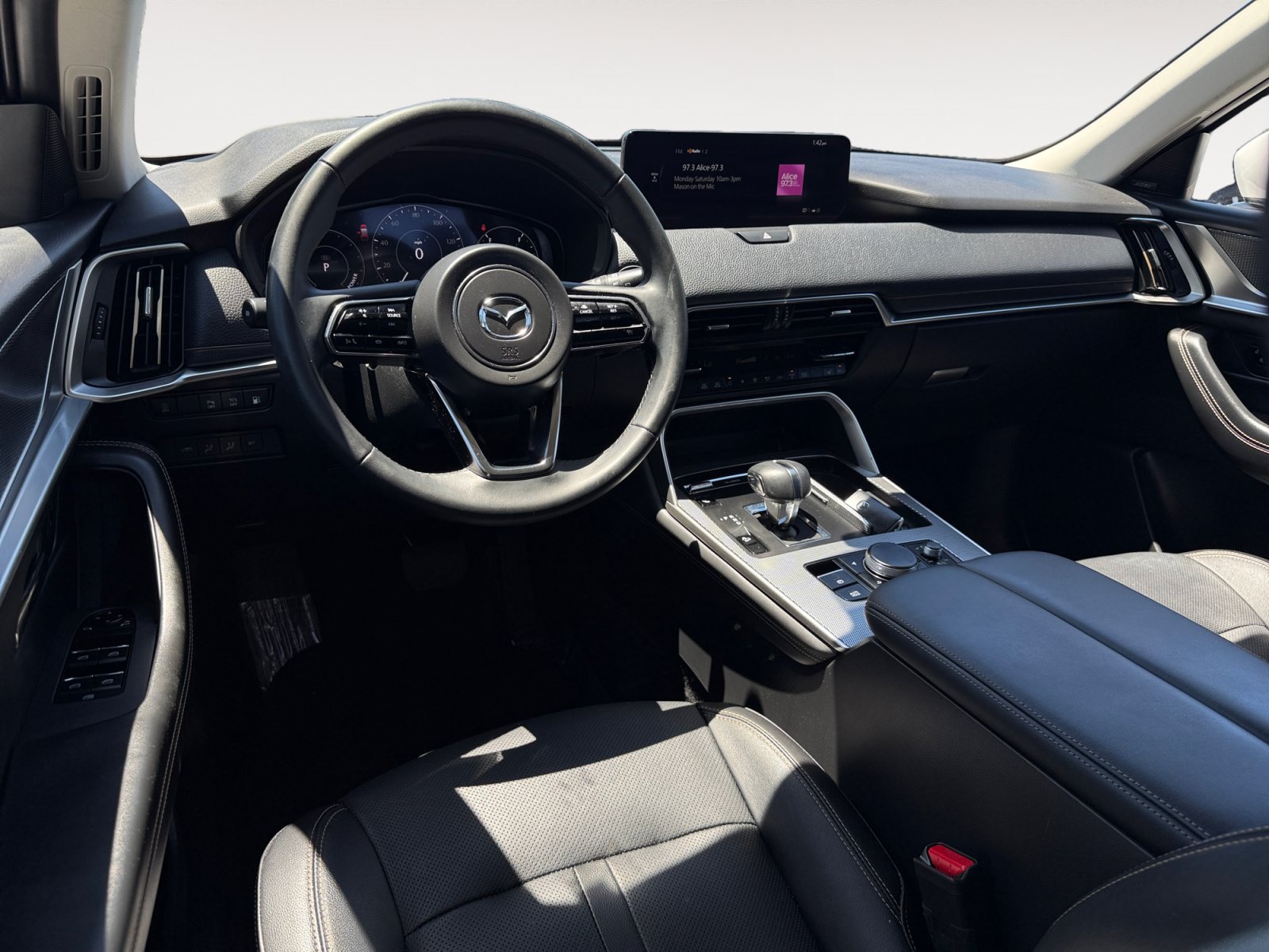 Certified 2024 MAZDA CX-90 Plug-In Hybrid w/ Premium Pkg AWD/4WD image 15