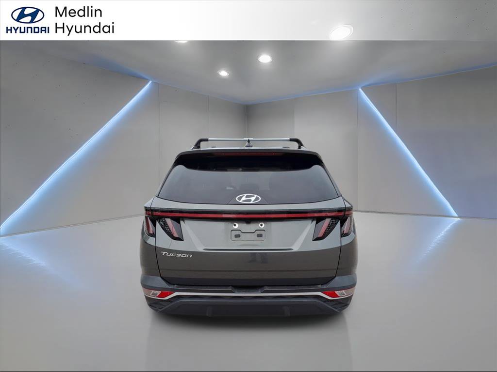 Used 2022 Hyundai Tucson SEL w/ Convenience + Premium Package image 4