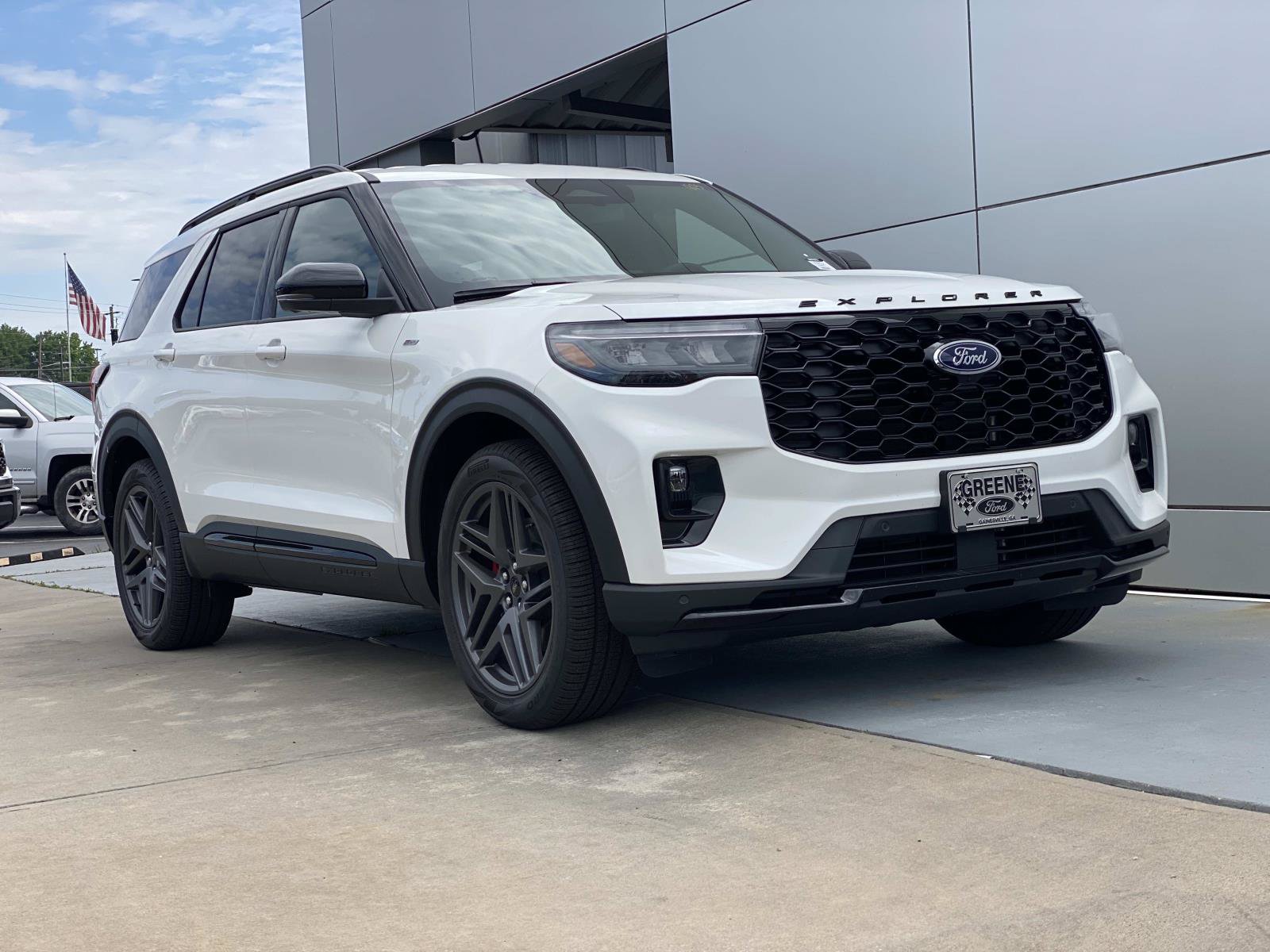 New 2026 Ford Explorer ST-Line w/ ST-Line Street Pack RWD image 2