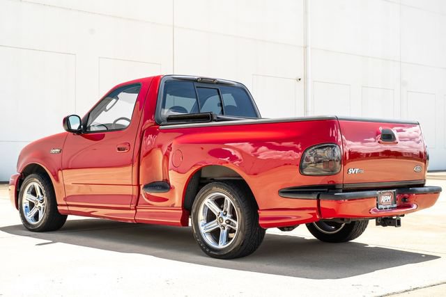 Used 2003 Ford F150 Lightning RWD image 4