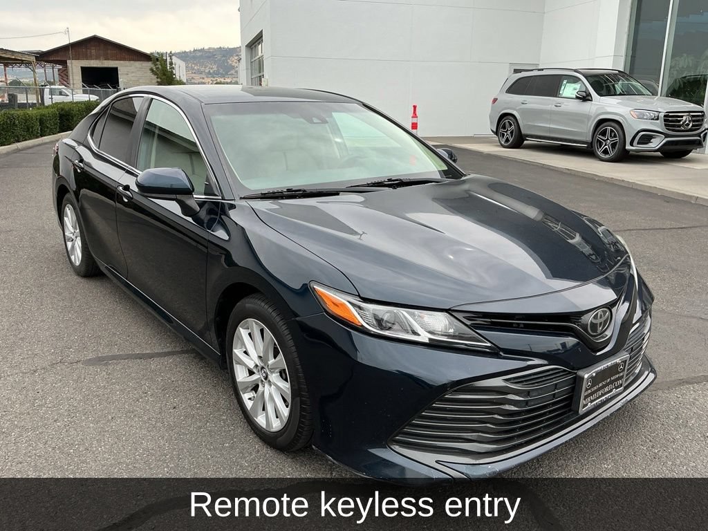 Used 2018 Toyota Camry LE FWD image 7
