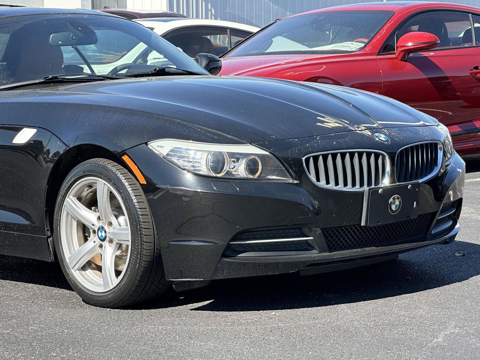 Used 2011 BMW Z4 sDrive30i RWD image 39