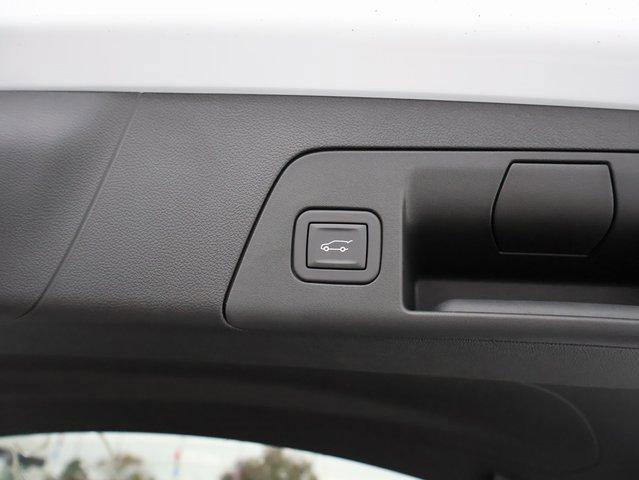 New 2025 Buick Envision Sport Touring image 17