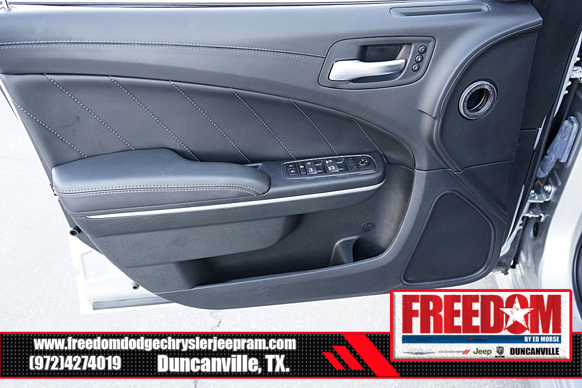 New 2023 Dodge Charger Scat Pack w/ Plus Group image 39