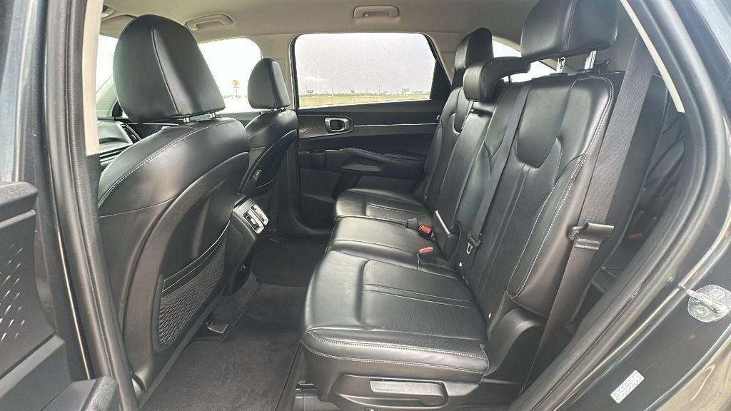 Used 2024 Kia Sorento S FWD image 30