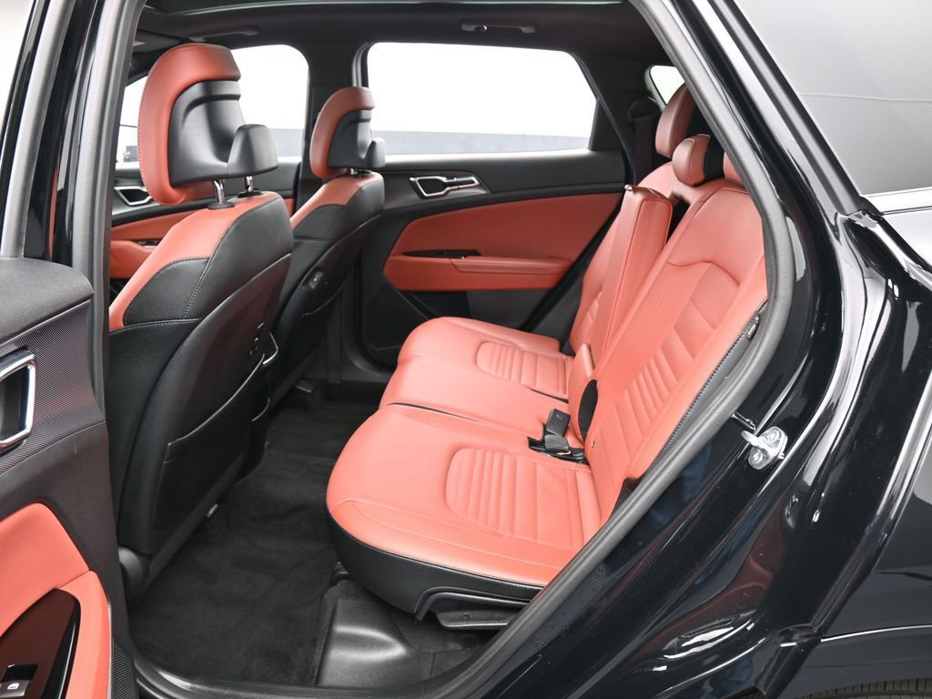 Used 2024 Kia Sportage SX image 35