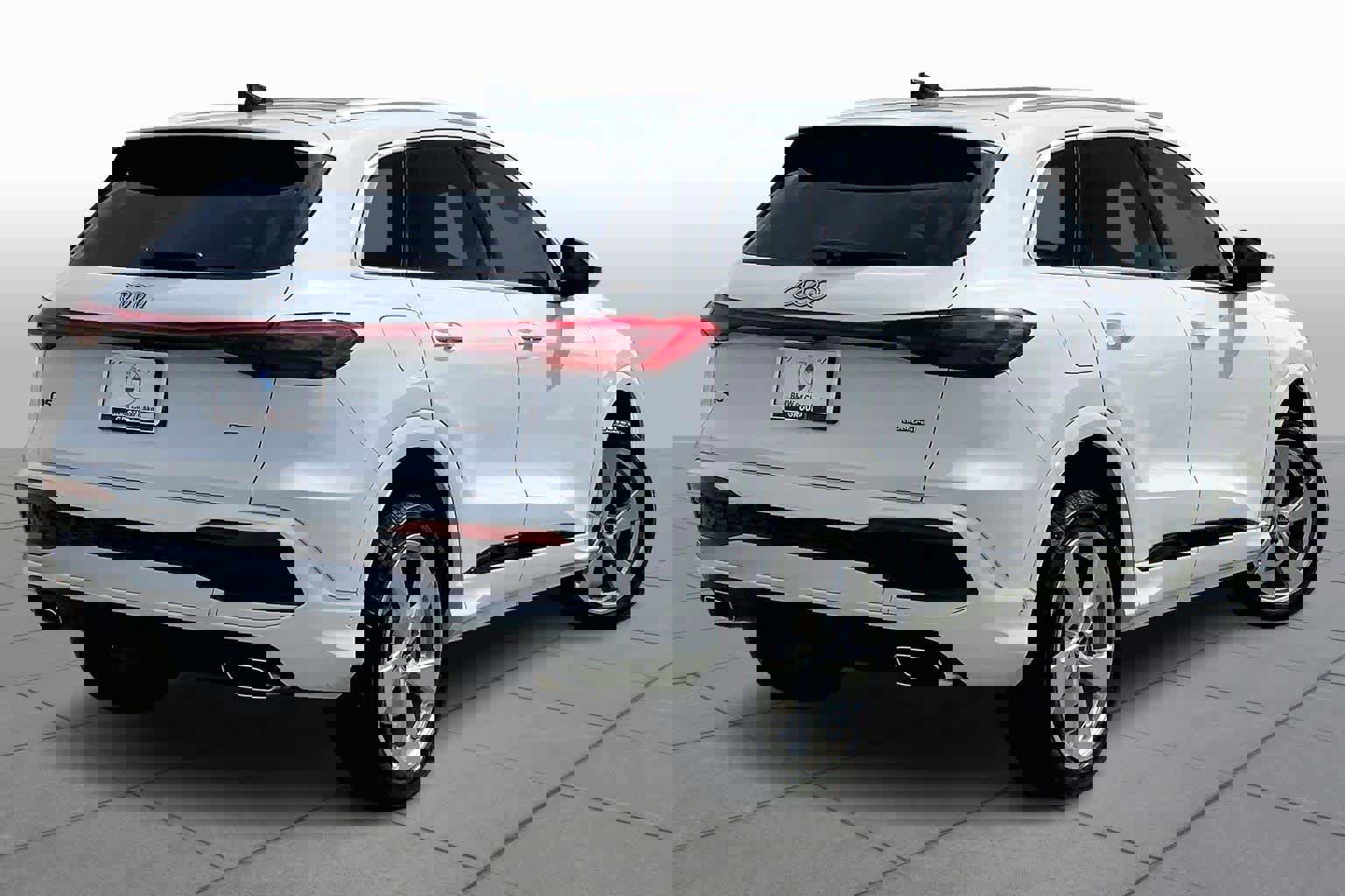 Used 2025 Audi Q5 Premium Plus image 12