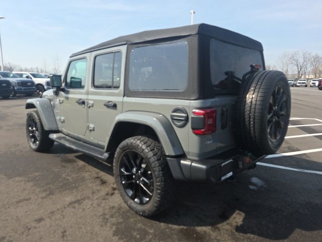Used 2021 Jeep Wrangler Unlimited Sahara w/ Cold Weather Group image 12