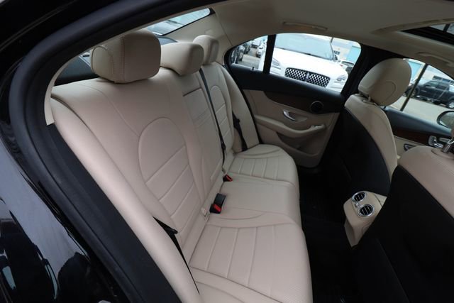 Used 2019 Mercedes-Benz C 300 4MATIC Sedan image 53