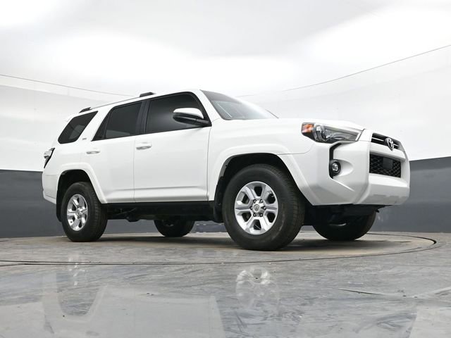 Used 2021 Toyota 4Runner SR5 image 29