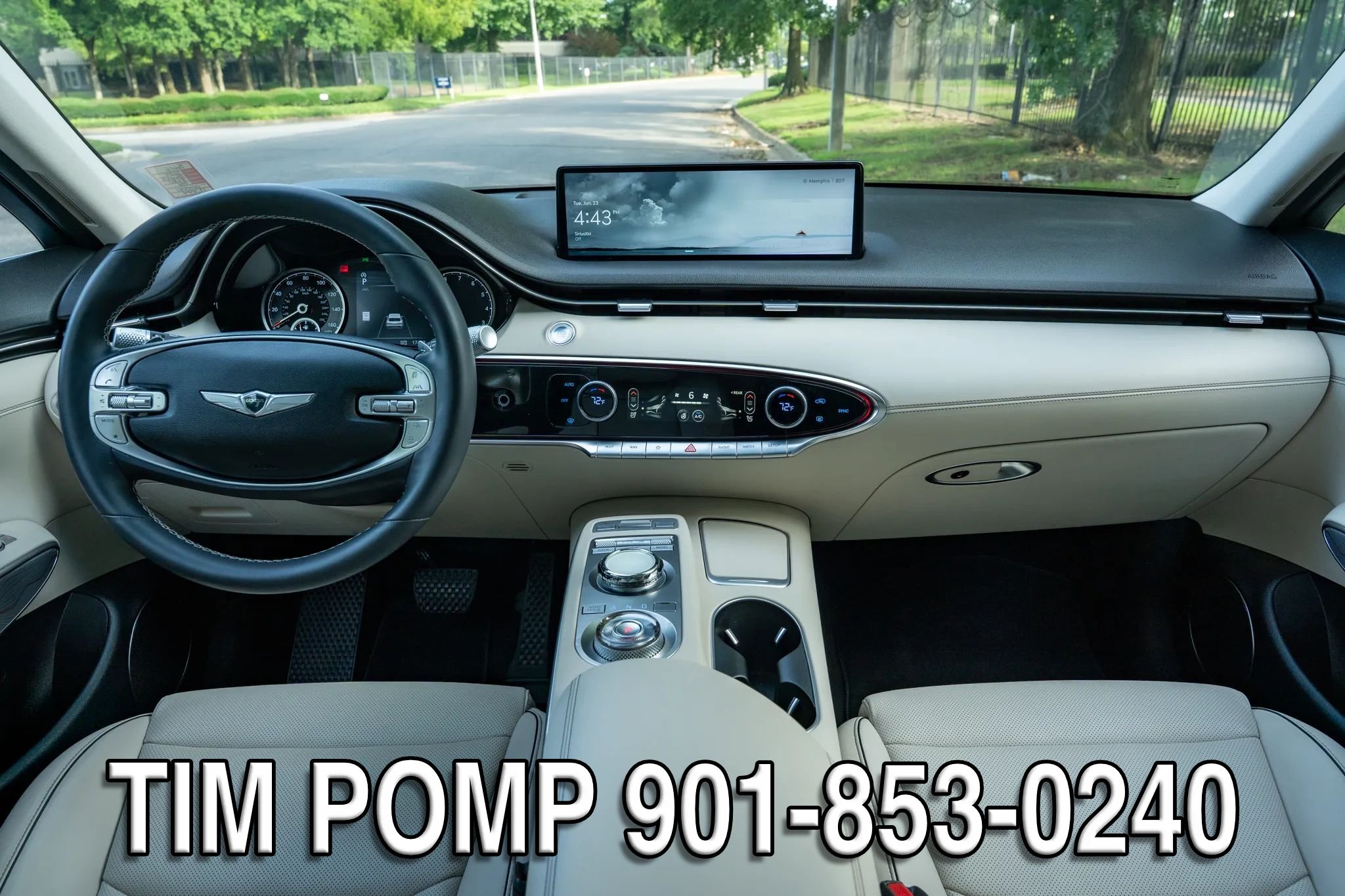 Used 2024 Genesis GV70 2.5T w/ Advanced Package AWD/4WD image 18