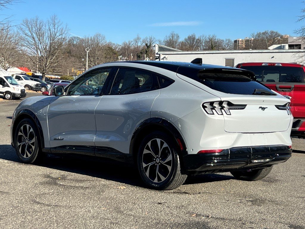 Used 2023 Ford Mustang Mach-E Premium image 4