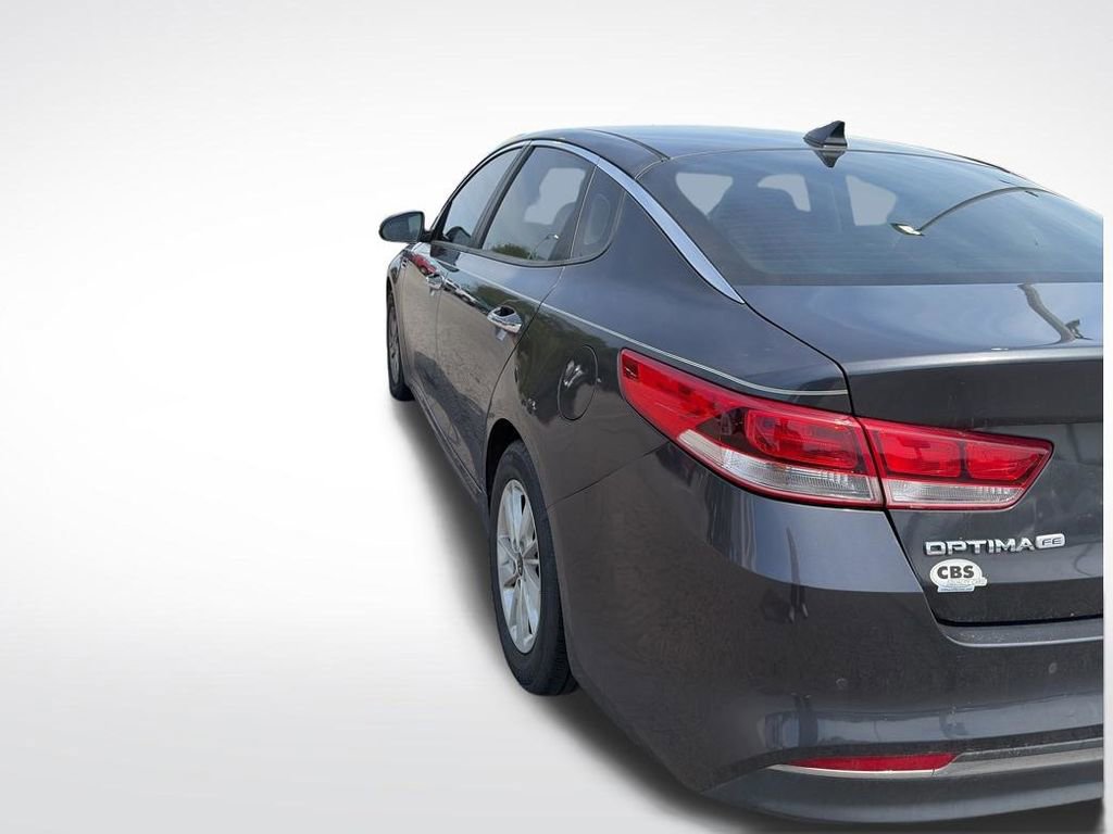 Used 2017 Kia Optima LX w/ Convenience Package image 5