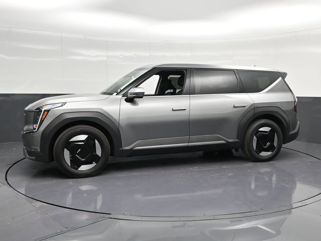 Used 2025 Kia EV9 Light image 7