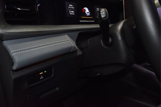 Used 2026 Volkswagen Tiguan SE AWD/4WD image 21