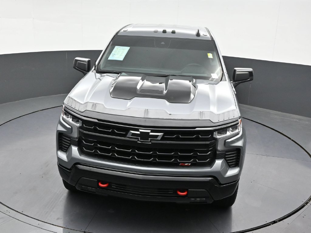 Used 2025 Chevrolet Silverado 1500 LT Trail Boss w/ Convenience Package II AWD/4WD image 24