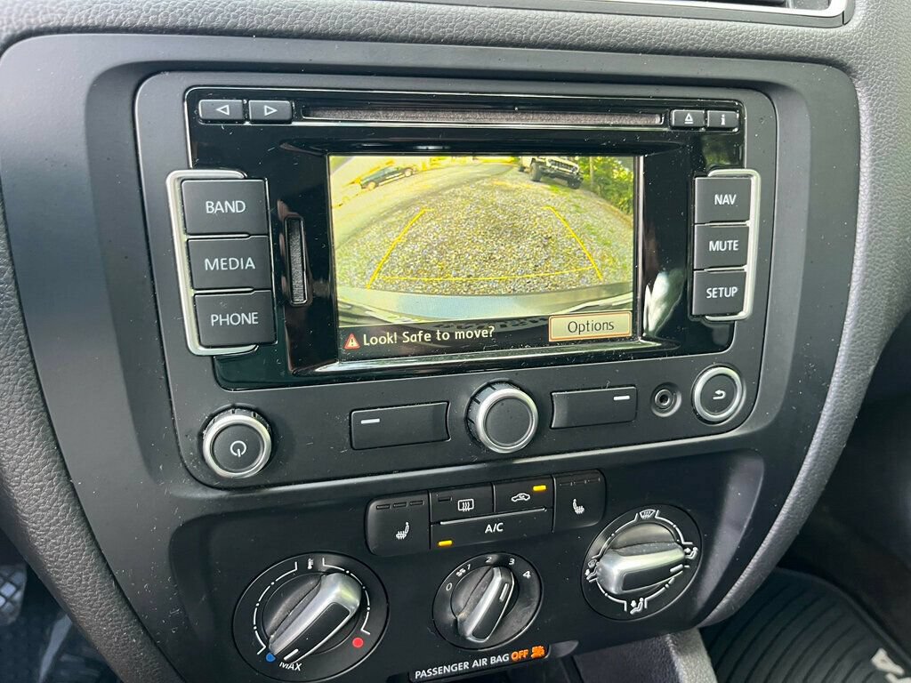 Used 2014 Volkswagen Jetta TDI FWD image 24
