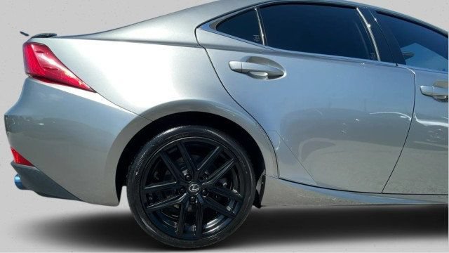 Used 2018 Lexus IS 300 F Sport w/ F Sport Package RWD image 20