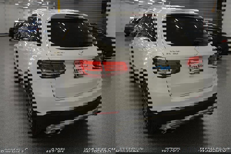Used 2019 Mercedes-Benz GLC 300 image 11