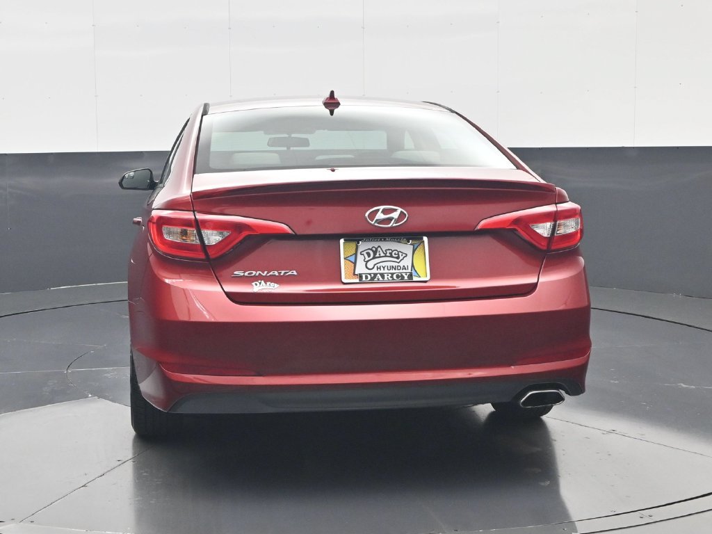 Used 2015 Hyundai Sonata SE w/ Cargo Package FWD image 7
