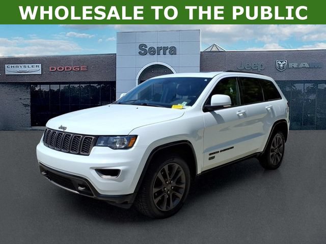 Used 2016 Jeep Grand Cherokee Limited 75th Anniversary AWD/4WD image 3