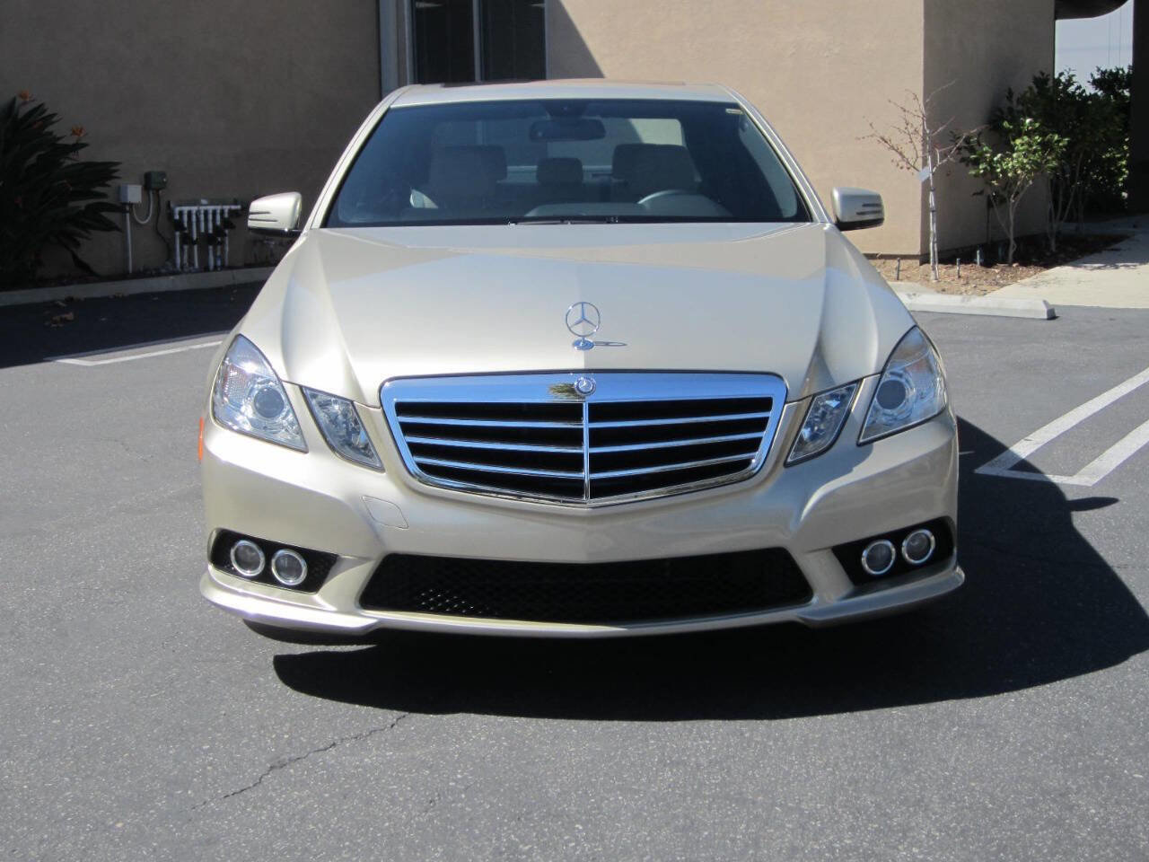 Used 2010 Mercedes-Benz E 350 E 350 Sport 4dr Sedan image 7