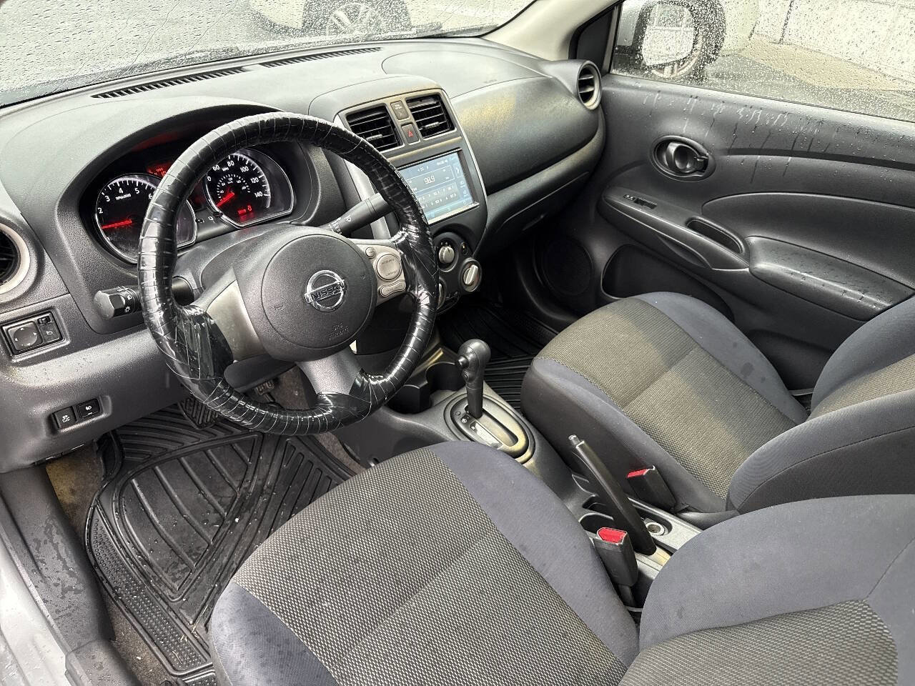 Used 2012 Nissan Versa SV image 32