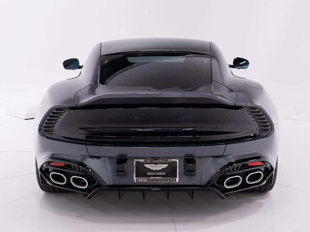 Used 2025 Aston Martin Vanquish RWD image 4