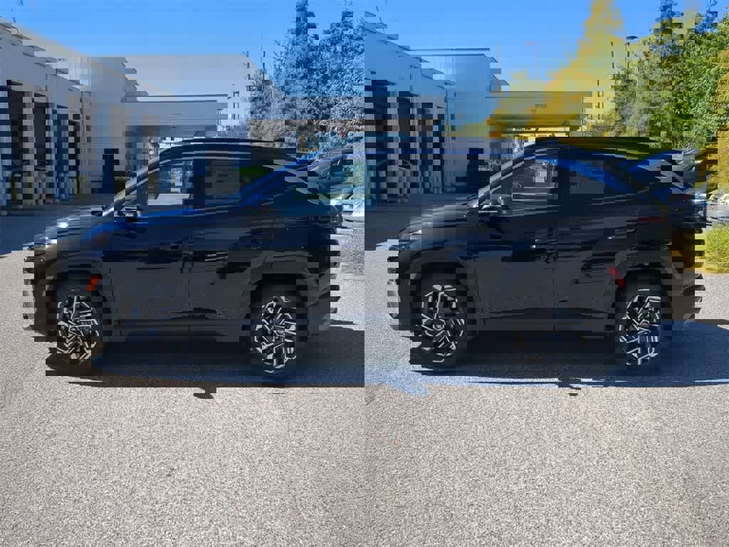 New 2026 Hyundai Tucson Limited image 3