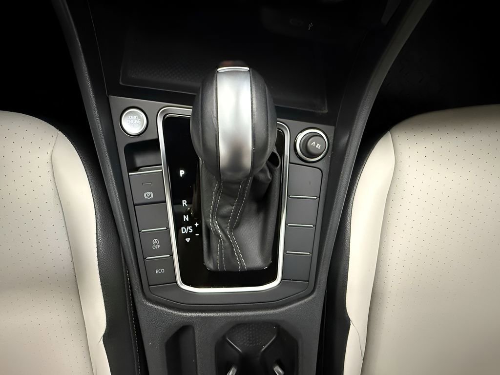 Used 2021 Volkswagen Jetta R-Line w/ R-Line Cold Weather Package image 25